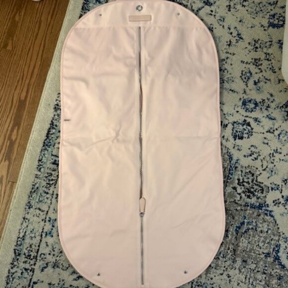 Stoney Clover Lane SCL Garment Bag with Bows NWT $198 - Picture 5 of 6